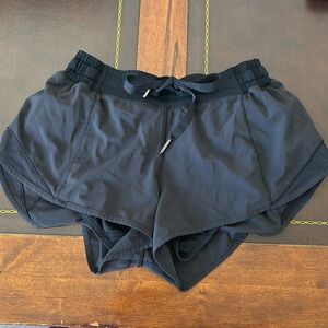 Black lululemon hotty hot shorts